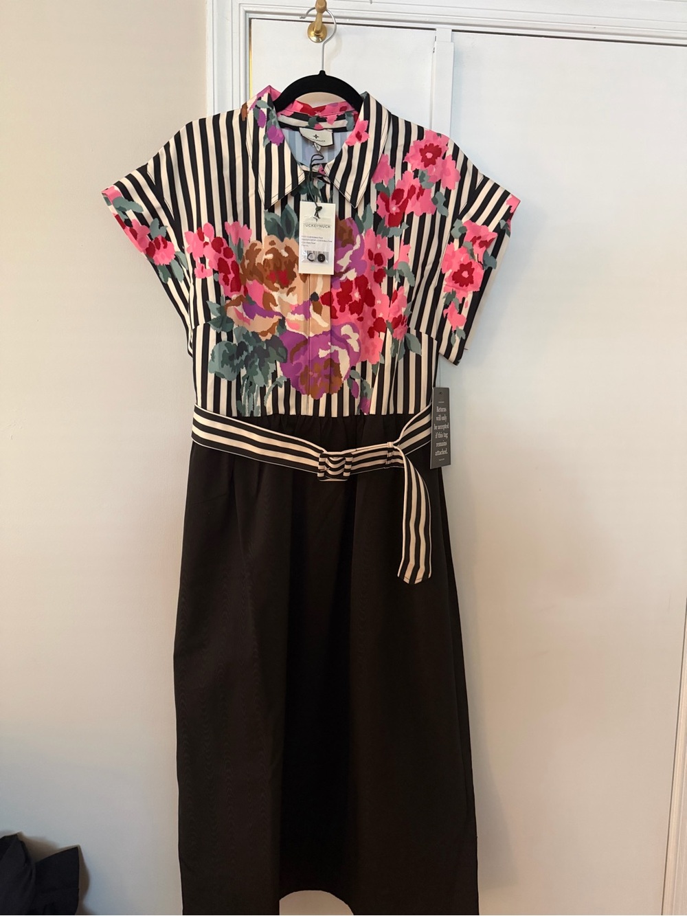 Tuckernuck BNWT Chloe Flowering Dress with Pink Floral Striped Bodice